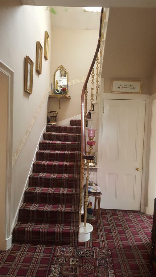 Strathcona Guesthouse Perth Dış mekan fotoğraf